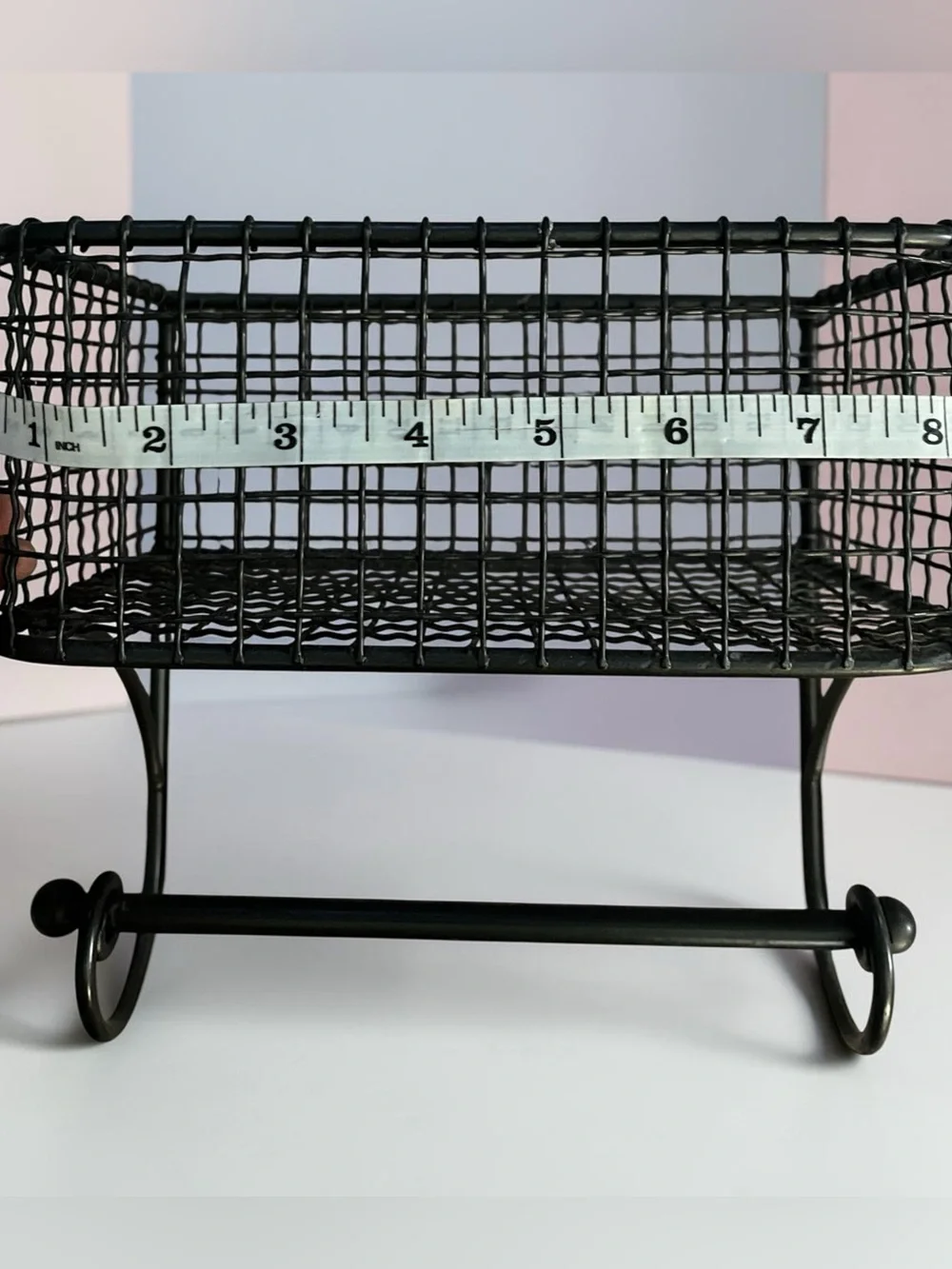 Hanging Metal Wire Wall Basket in Black